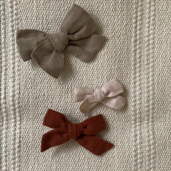 Bows - Picture 4 of 4